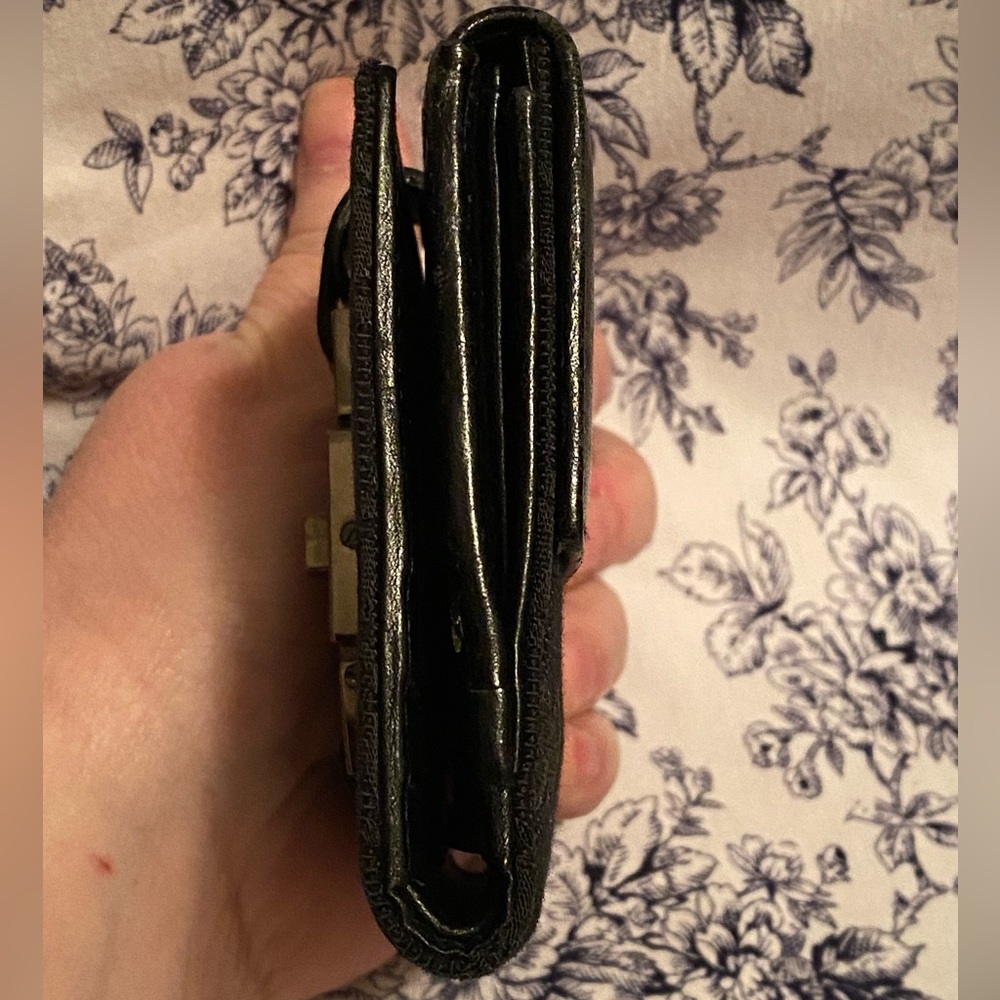 Gucci Jackie GG Black Canvas Compact Wallet w/Gunmetal Hardware - Picture 12 of 15